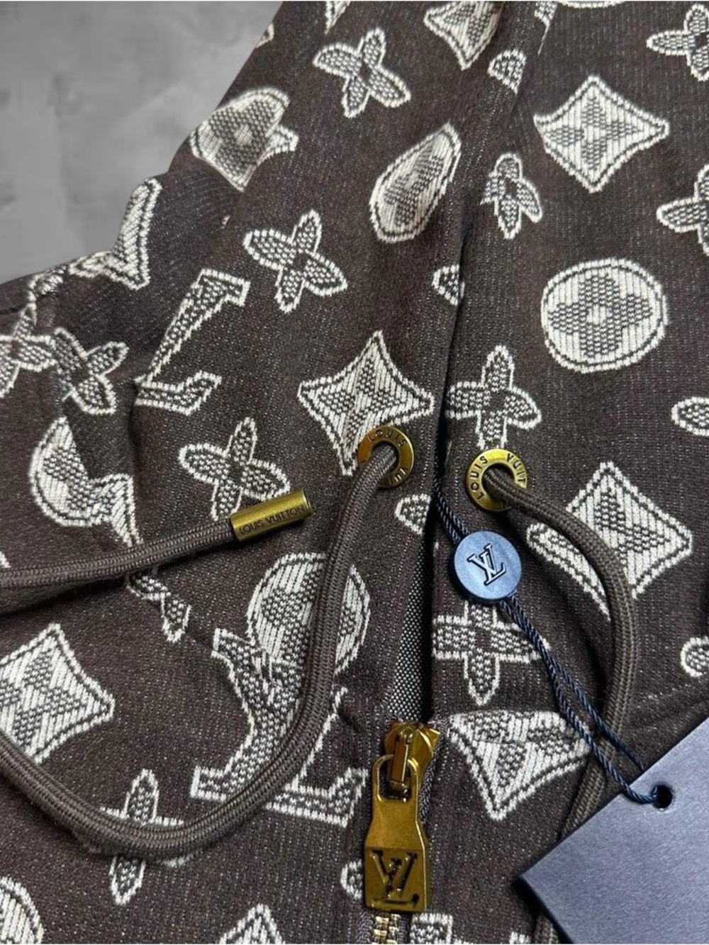 Louis Vuitton Brown & Beige Monogram Zip-Up Hoodie Size M - Picture 4 of 8